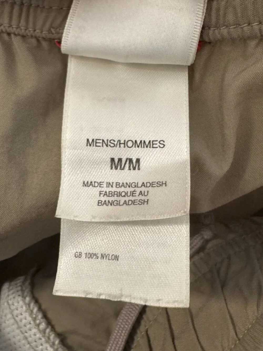 The North Face Men's Size M Convertible Nylon Cargo Pants Khaki Zip-Off Legs
